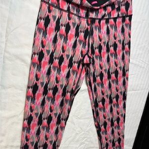 Victoria's Secret Pink and Black Athletic Leggings